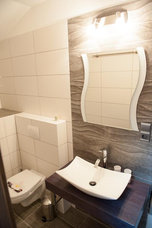 Luxusni Apartman Nmnm Mezonet Apartment Nove Mesto na Morave Bagian luar foto