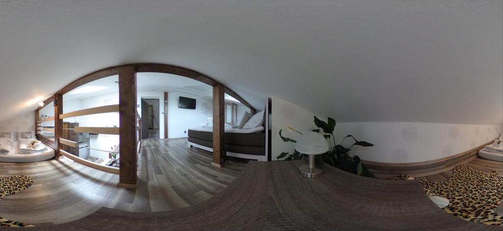 Luxusni Apartman Nmnm Mezonet Apartment Nove Mesto na Morave Bagian luar foto